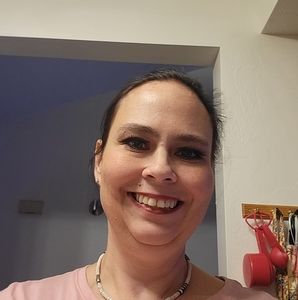 Meet your Posher, Shawna